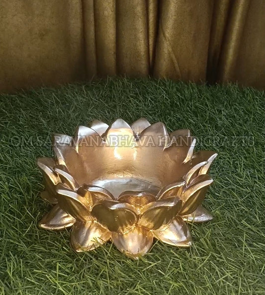 LOTUS - THAMARAI