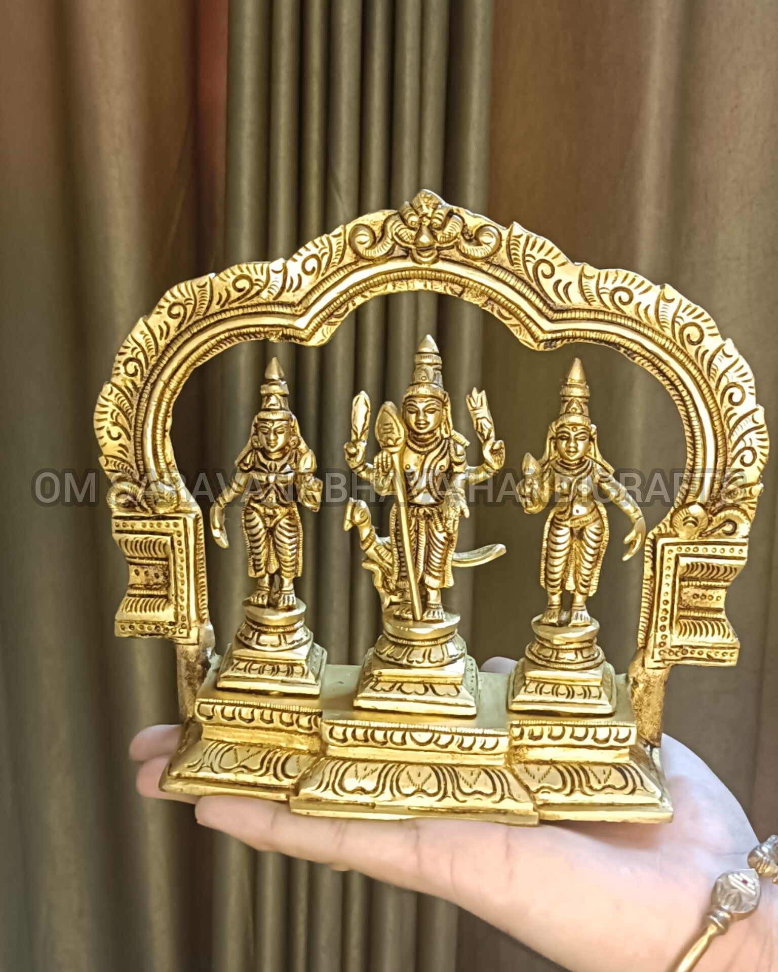 VALLI DEIVANAI MURUGAR SILAI