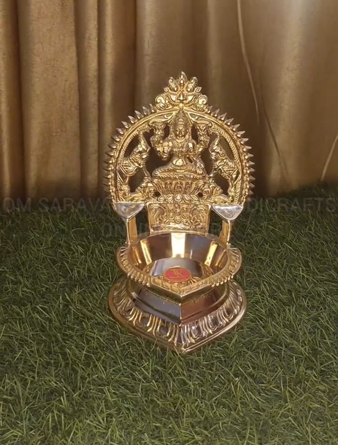 GAJALAKSHMI VILAKKU