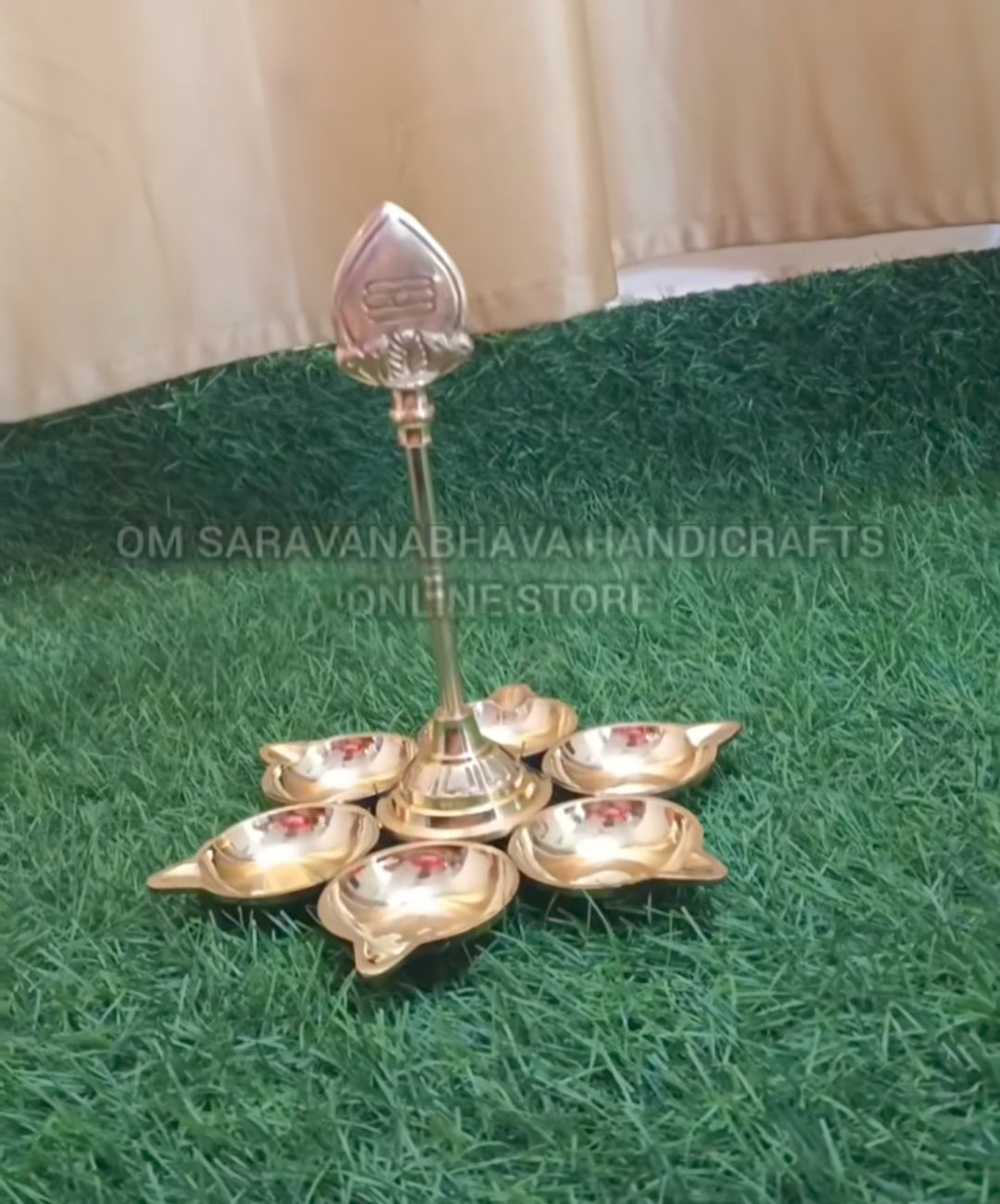 AARUMUGA VEL VILAKKU