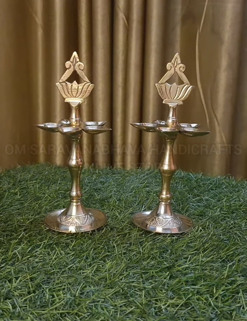 THAMARAI KUTHU VILAKKU