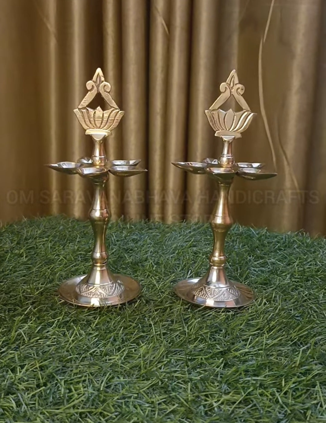 THAMARAI KUTHU VILAKKU